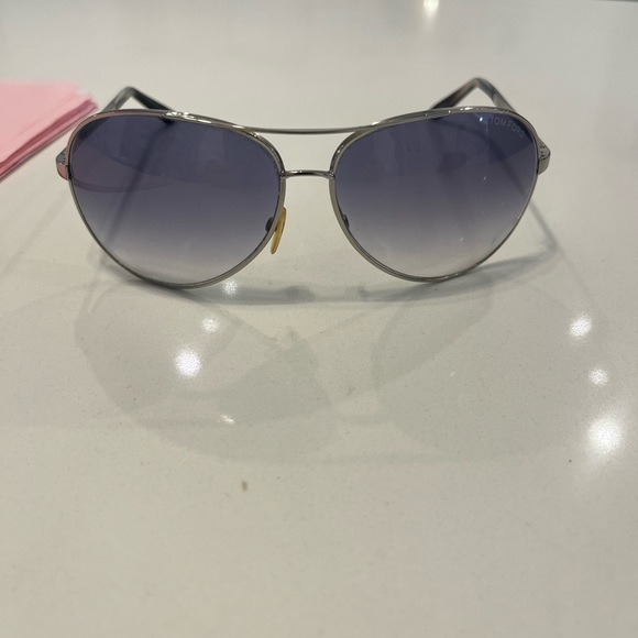 TOM FORD AVIATOR SUNGLASSESES - Picture 1 of 6
